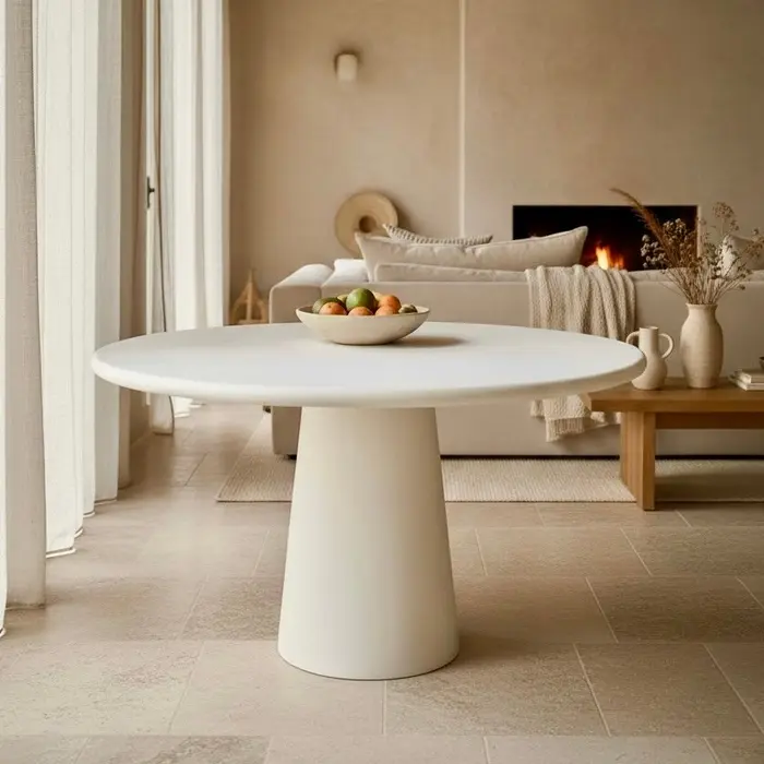 Vical 150, round dining table in white microcement